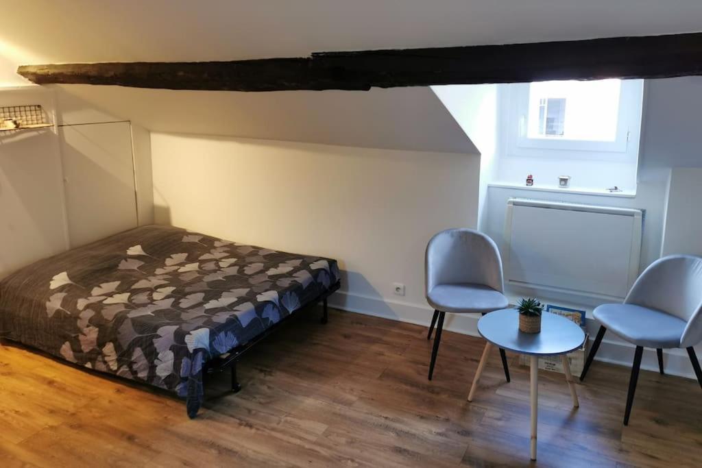 Studio Sous Les Toits Proche Paris Et Versailles Chaville Kültér fotó